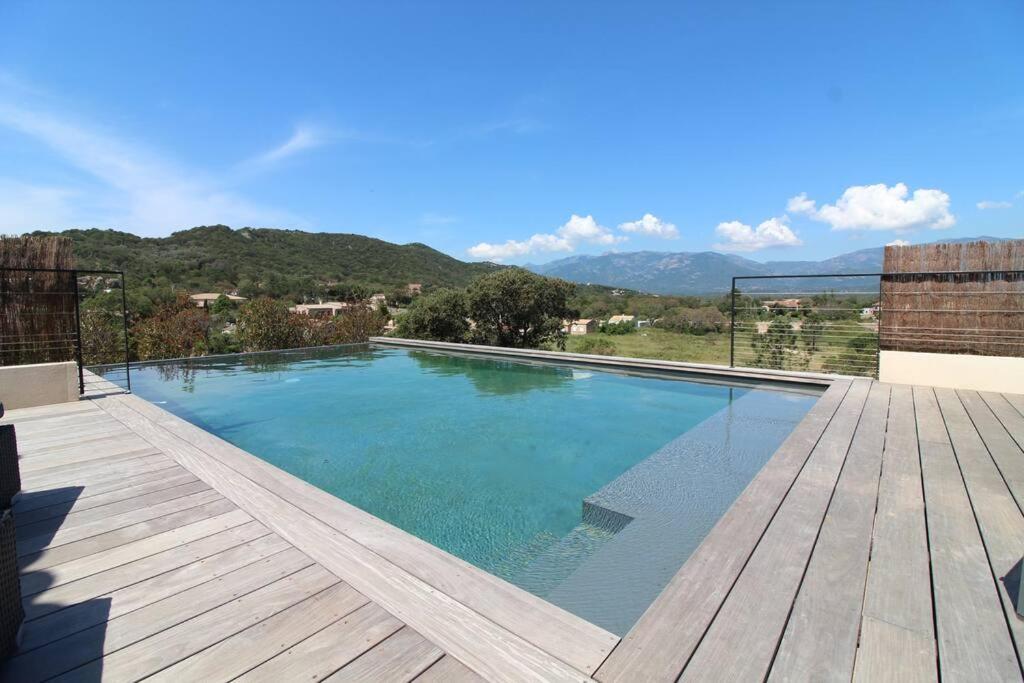 Porra Avec Piscine 8 Pers Vue Montagne * Porto-Vecchio (Corsica)